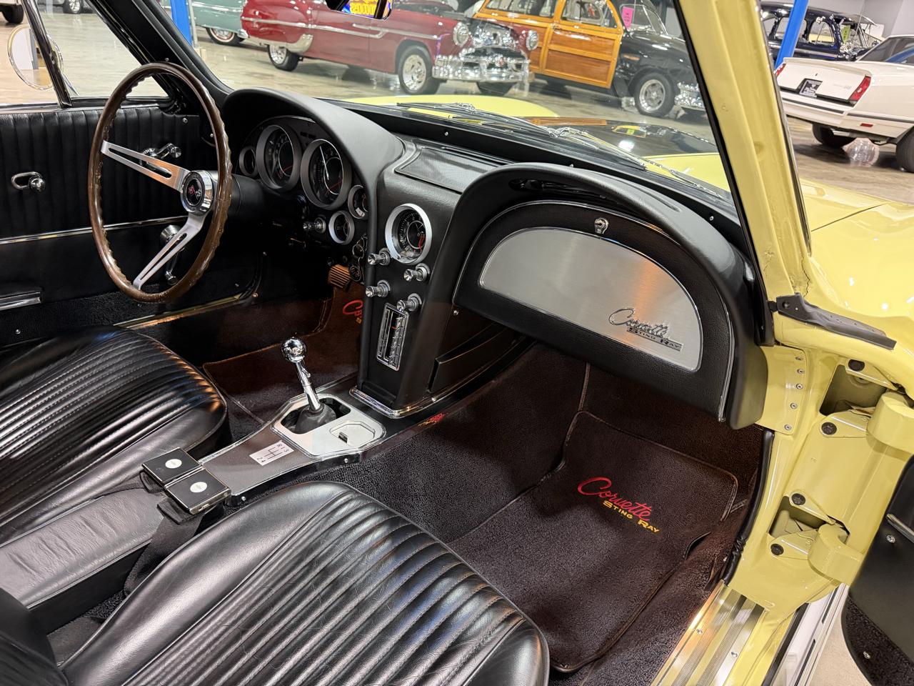 Chevrolet Corvette  1964