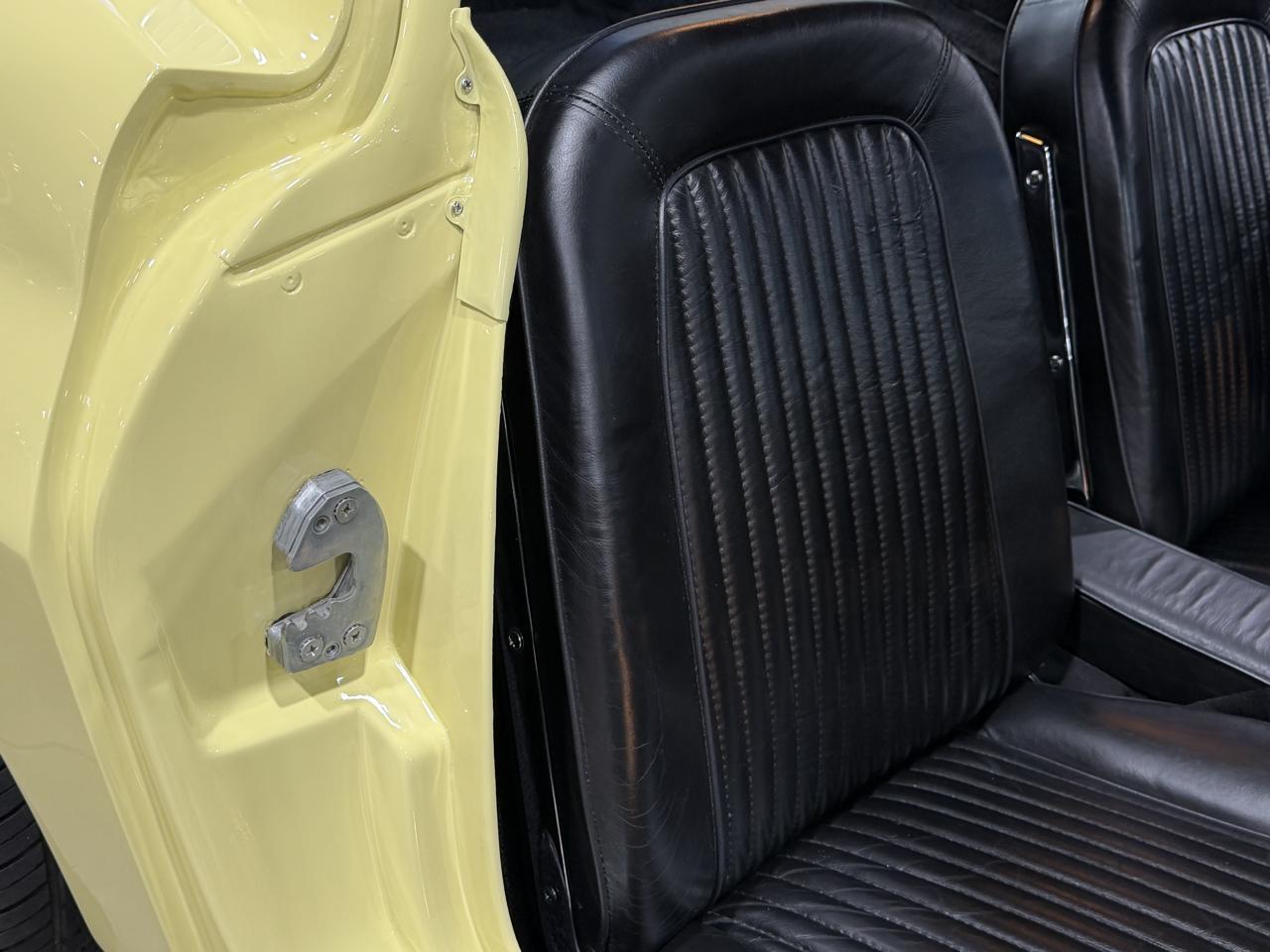 Chevrolet Corvette  1964