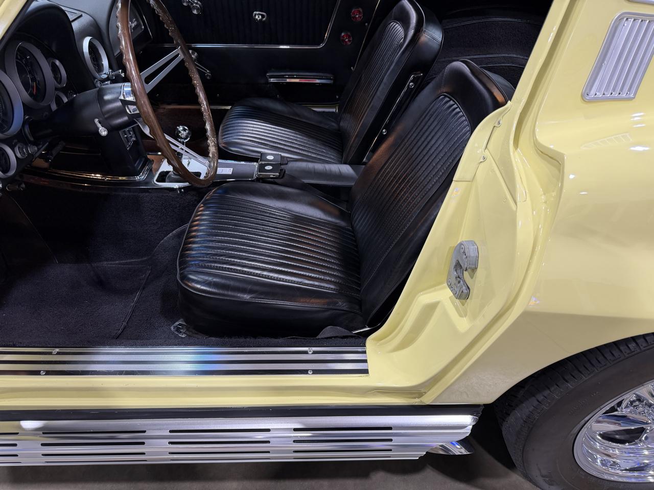 Chevrolet Corvette  1964