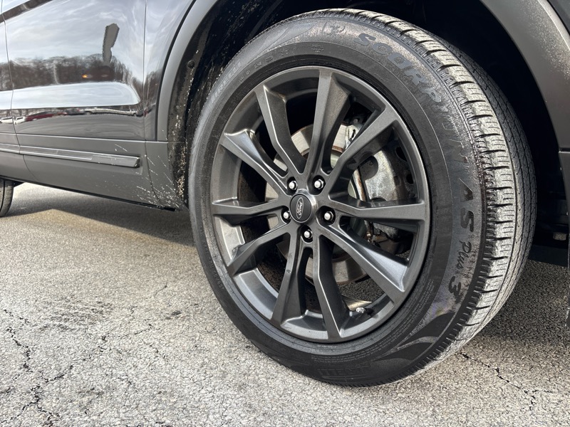 Ford Explorer 4dr 114" WB 4.0L XLT AWD 2019