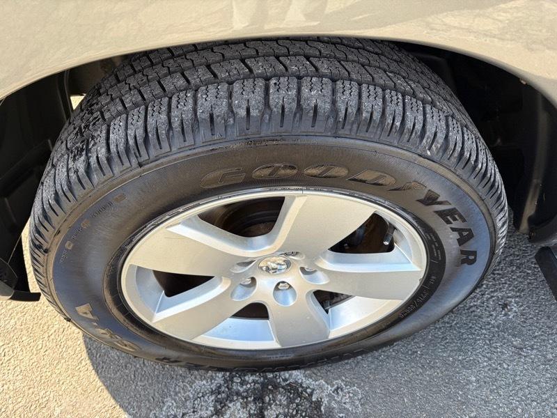 RAM 1500 4WD Crew Cab 149" Big Horn 2010