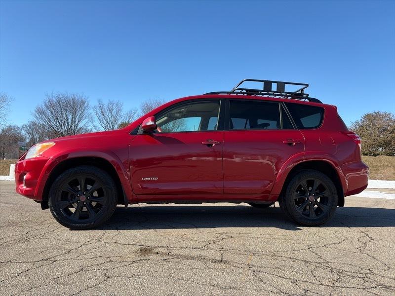 Toyota RAV4 Limited V6 4WD 2010