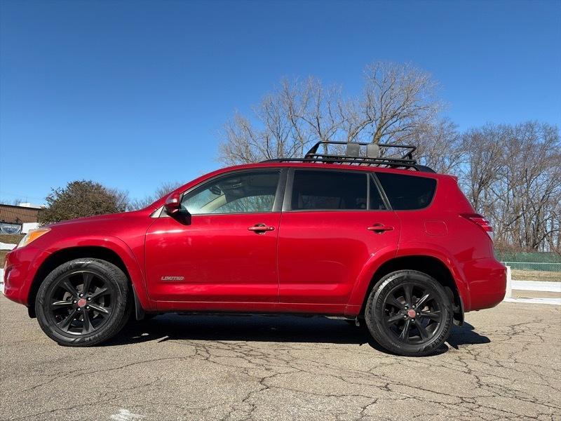 Toyota RAV4 Limited V6 4WD 2010