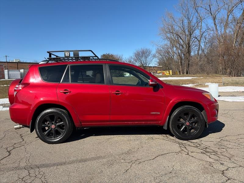 Toyota RAV4 Limited V6 4WD 2010