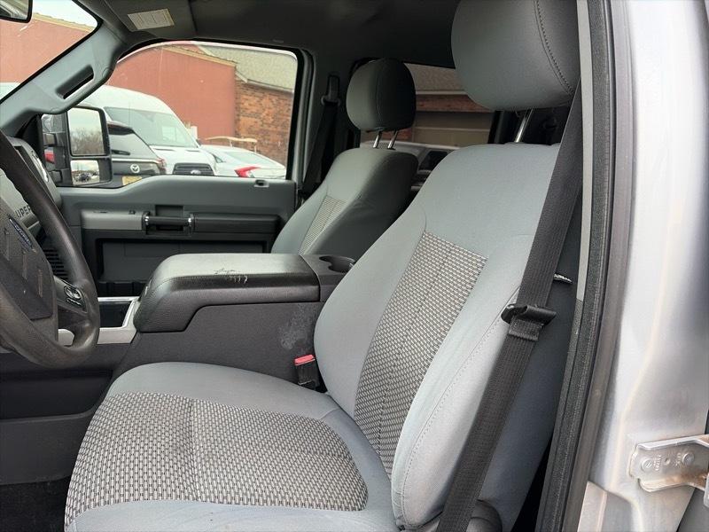 Ford F-250 SD XLT Crew Cab Long Bed 4WD 2016