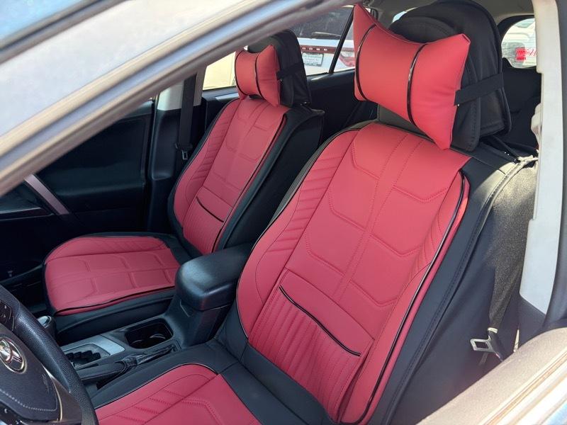 Toyota RAV4 LE AWD 2017