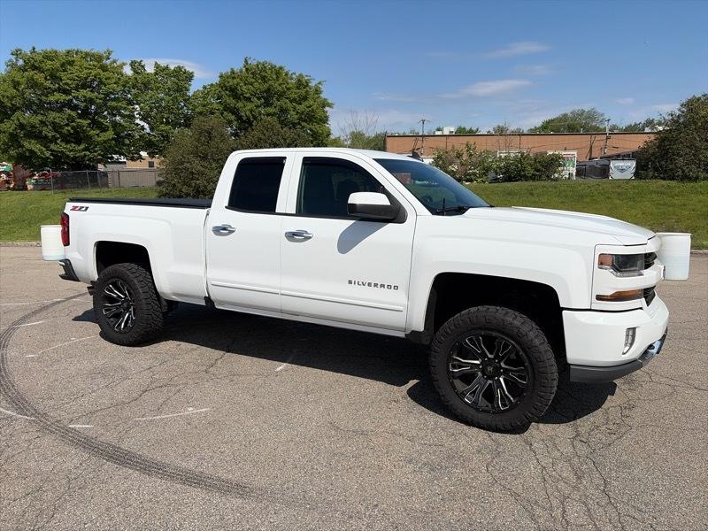Chevrolet Silverado 1500 4WD Crew Cab 153.0" LT w/1LT 2016