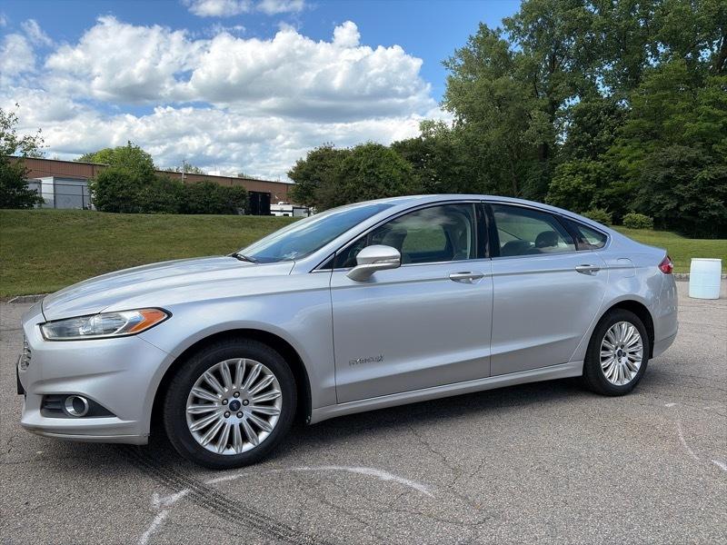 Ford Fusion Hybrid SE 2014