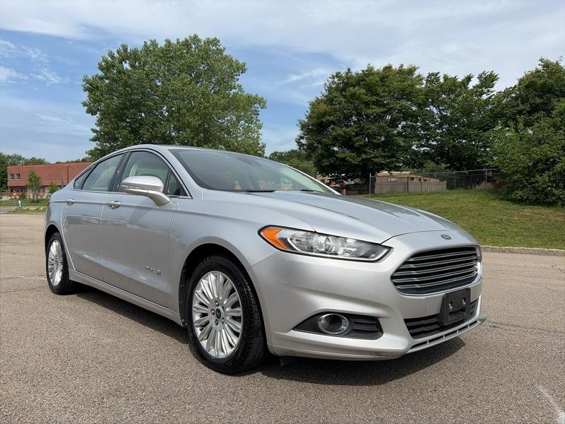 2014 Ford Fusion Hybrid SE