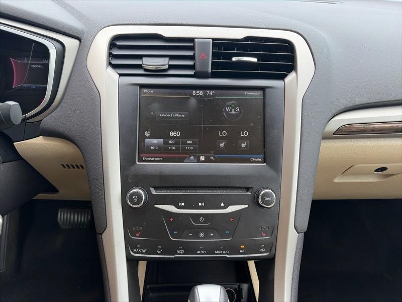 Ford Fusion Hybrid SE 2014