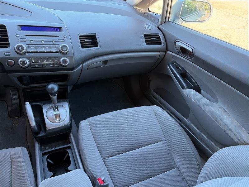 Honda Civic 4dr Sdn LX Auto 2010