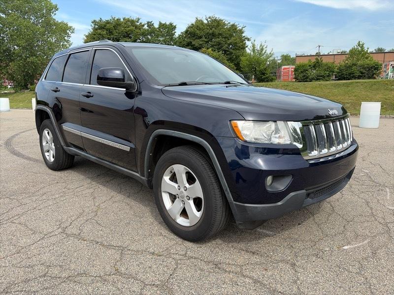 Jeep Grand Cherokee Laredo 4WD 2011