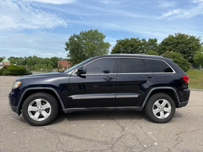 Jeep Grand Cherokee Laredo 4WD 2011