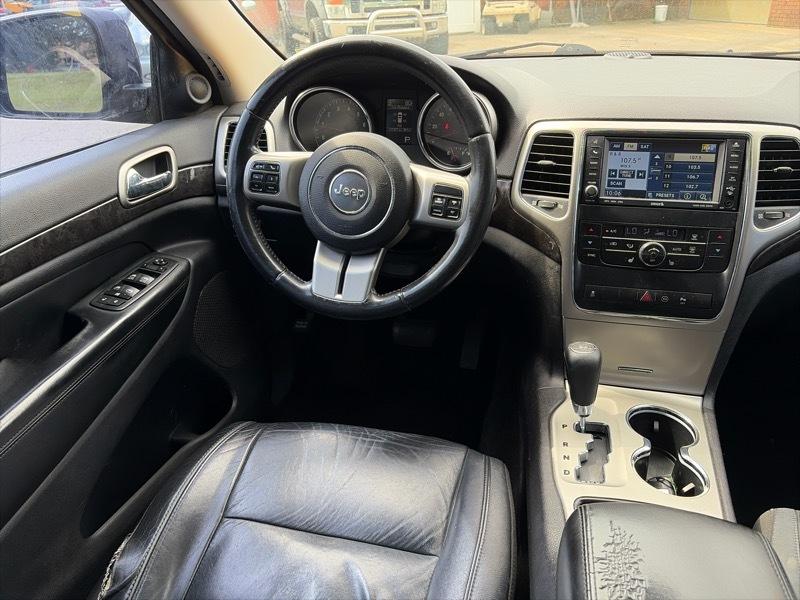 Jeep Grand Cherokee Laredo 4WD 2011
