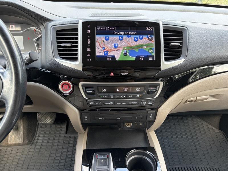 Honda Pilot Touring 4WD 2017