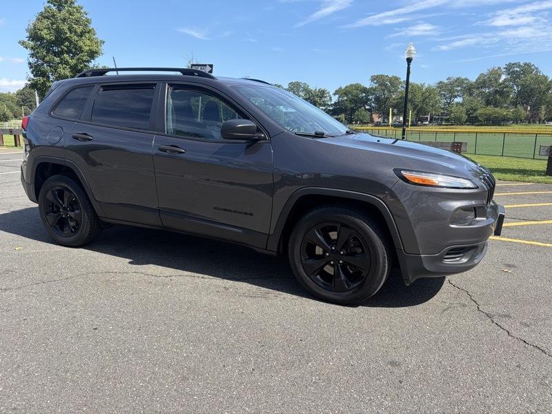2017 Jeep Cherokee Sport 4WD