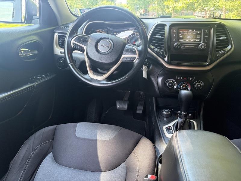 Jeep Cherokee Sport 4WD 2017