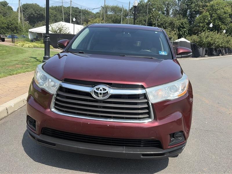Toyota Highlander LE FWD I4 2014