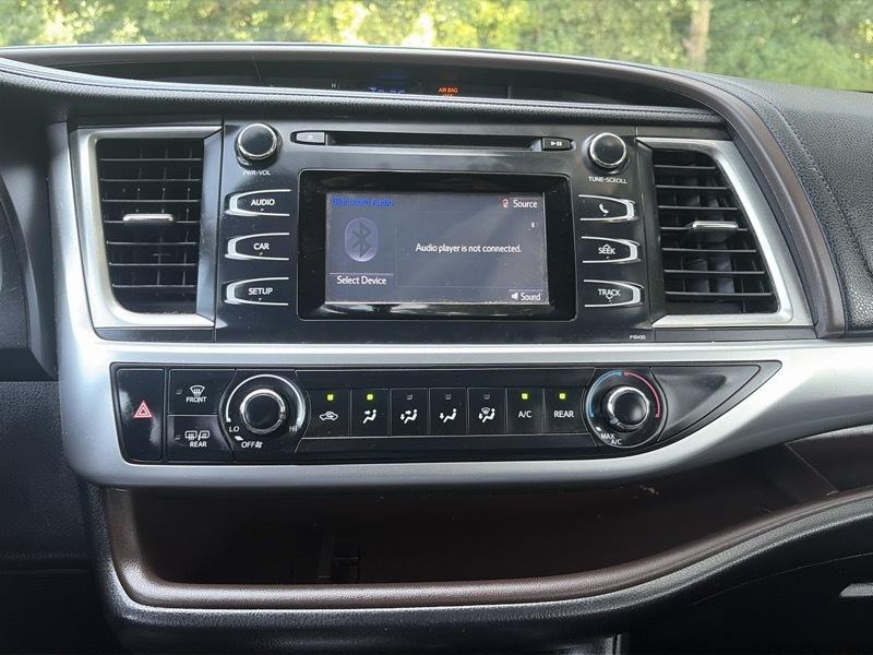Toyota Highlander LE FWD I4 2014