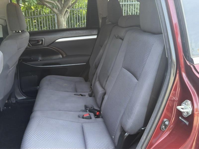 Toyota Highlander LE FWD I4 2014