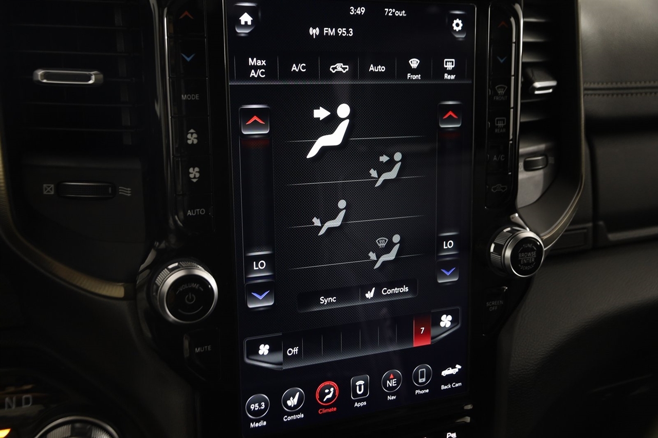 RAM 1500 Rebel Crew Cab SB 4WD 2021