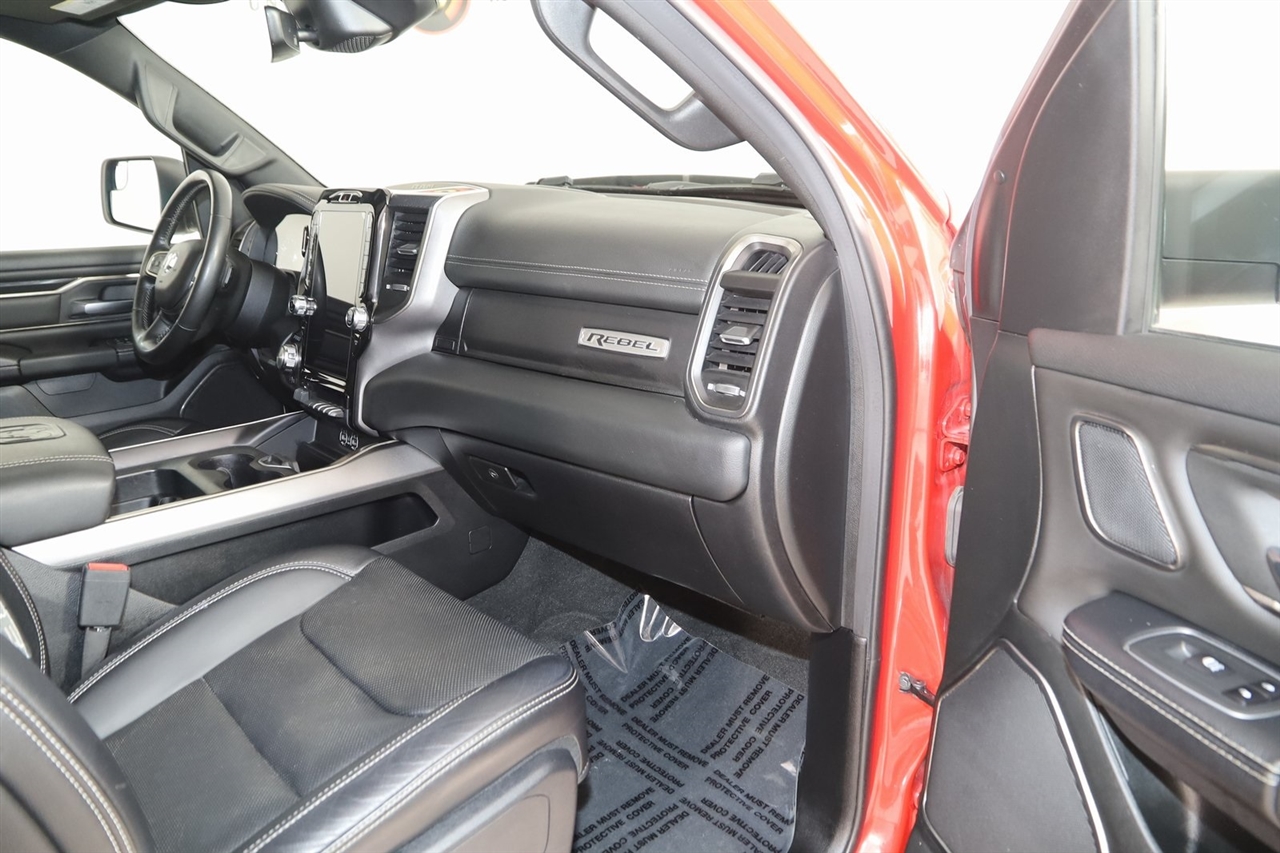 RAM 1500 Rebel Crew Cab SB 4WD 2021