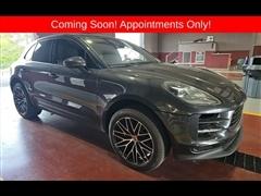 2022 Porsche Macan 
