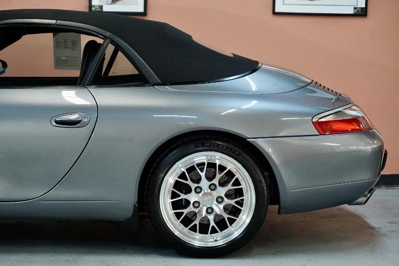 Porsche 996  2001