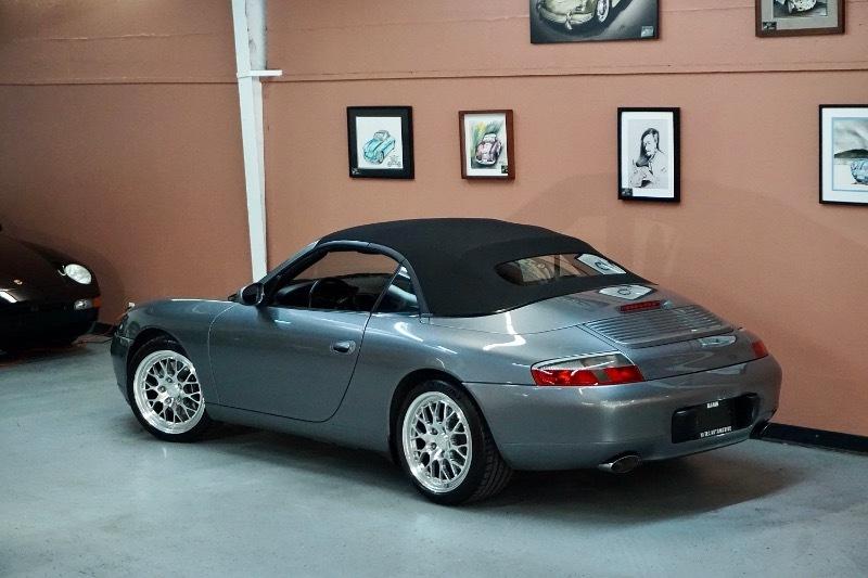 Porsche 996  2001