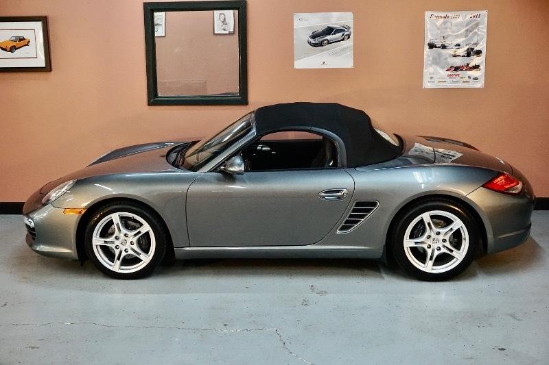 Porsche Boxster Base 2D Roadster 2009