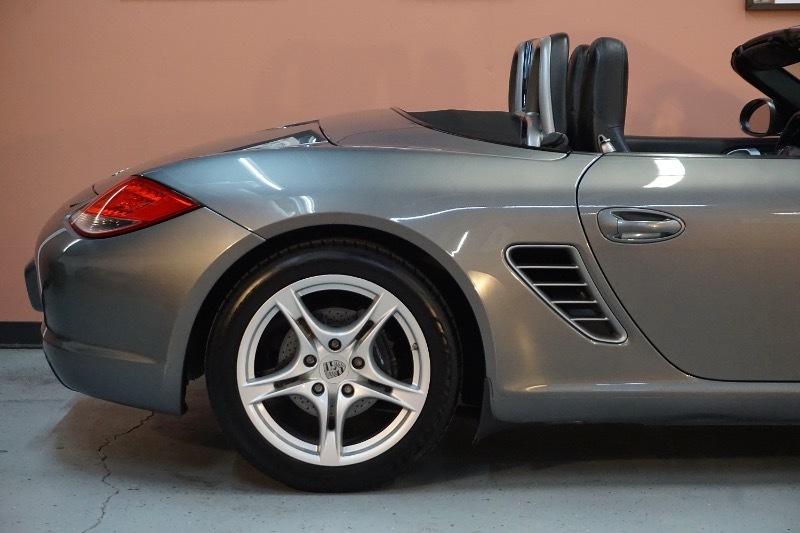 Porsche Boxster Base 2D Roadster 2009