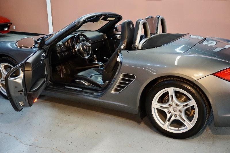 Porsche Boxster Base 2D Roadster 2009