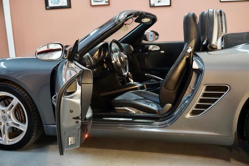 Porsche Boxster Base 2D Roadster 2009