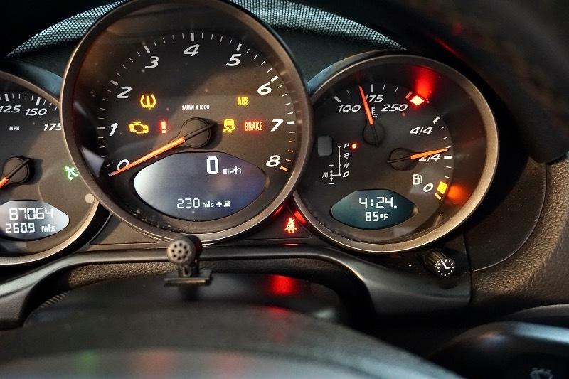 Porsche Boxster Base 2D Roadster 2009