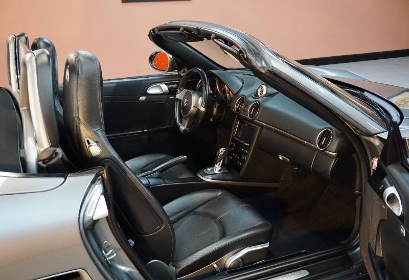 Porsche Boxster Base 2D Roadster 2009