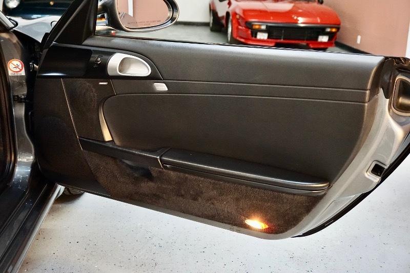 Porsche Boxster Base 2D Roadster 2009