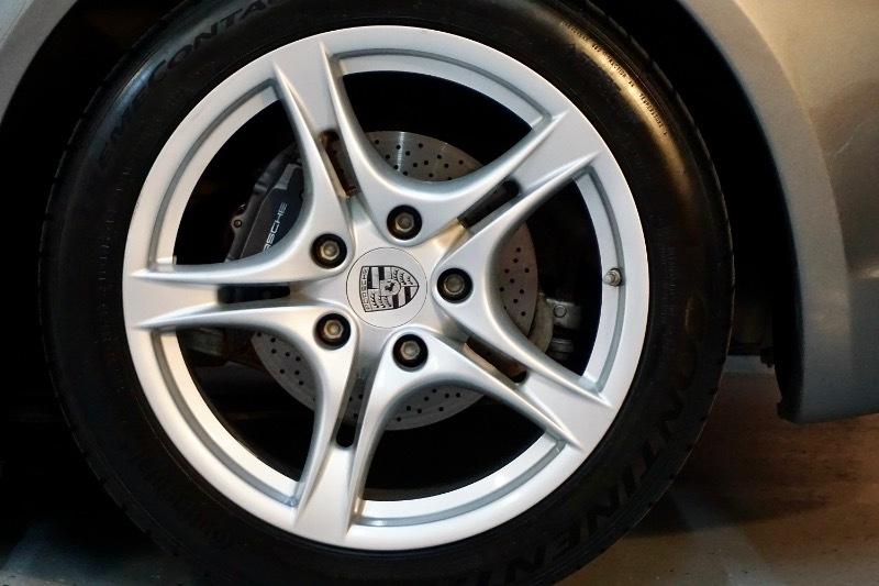 Porsche Boxster Base 2D Roadster 2009