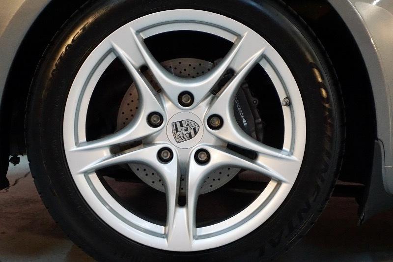 Porsche Boxster Base 2D Roadster 2009