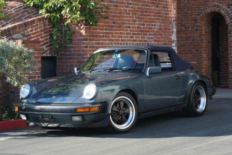 Porsche 911 Carrera 2dr Cabriolet 5-Spd 1987