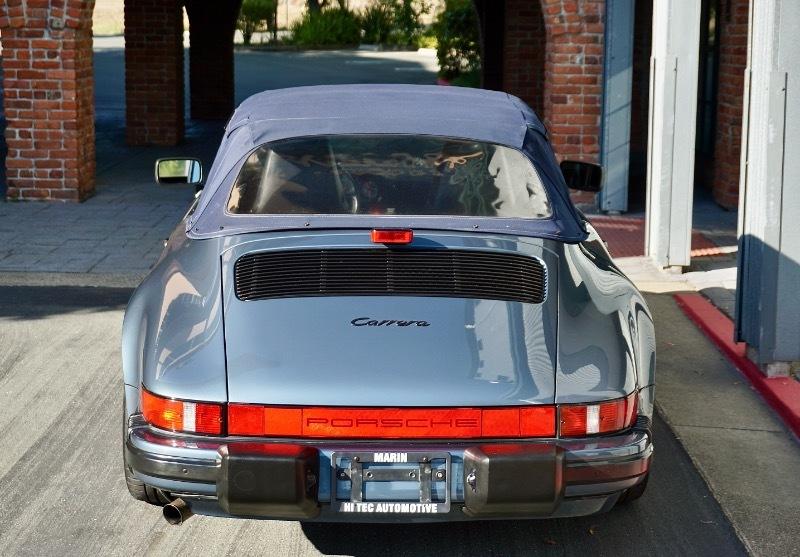 Porsche 911 Carrera 2dr Cabriolet 5-Spd 1987