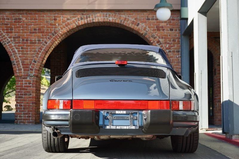 Porsche 911 Carrera 2dr Cabriolet 5-Spd 1987