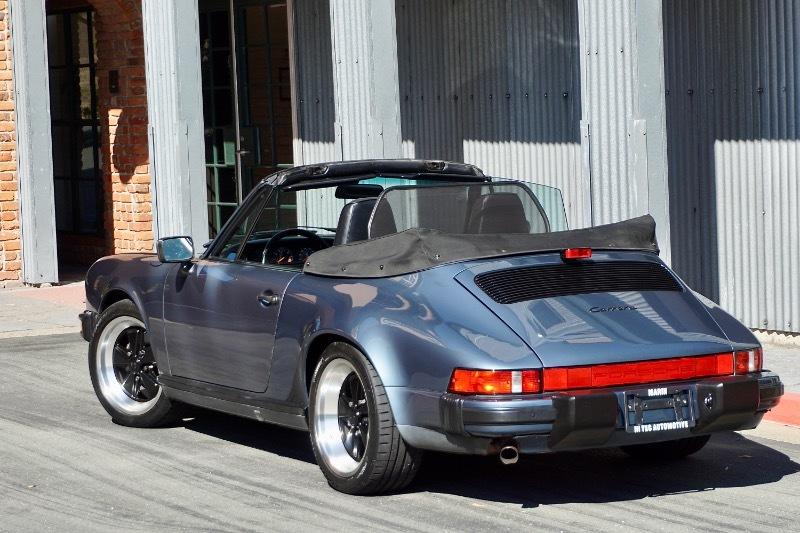 Porsche 911 Carrera 2dr Cabriolet 5-Spd 1987