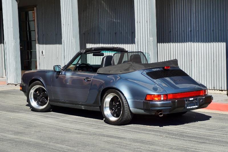 Porsche 911 Carrera 2dr Cabriolet 5-Spd 1987