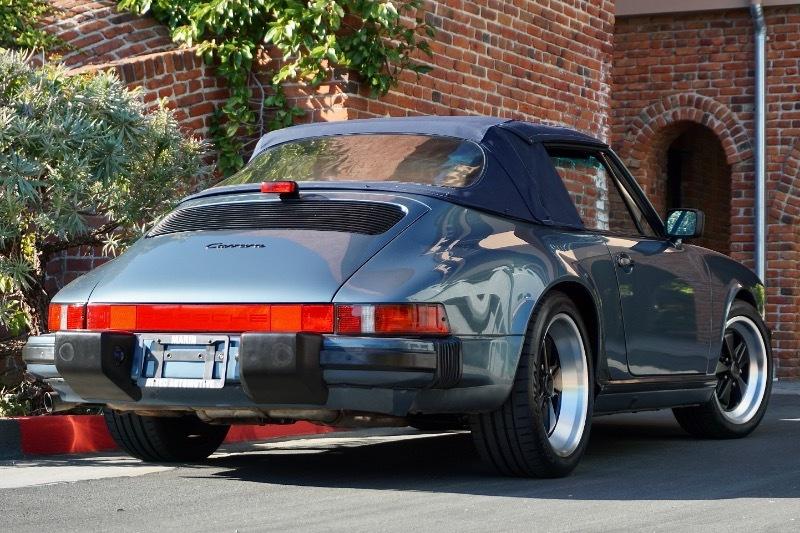 Porsche 911 Carrera 2dr Cabriolet 5-Spd 1987
