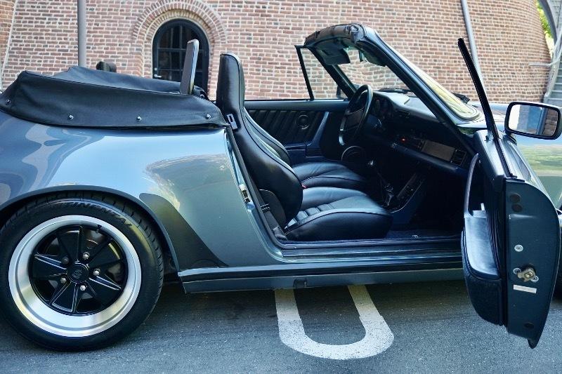 Porsche 911 Carrera 2dr Cabriolet 5-Spd 1987