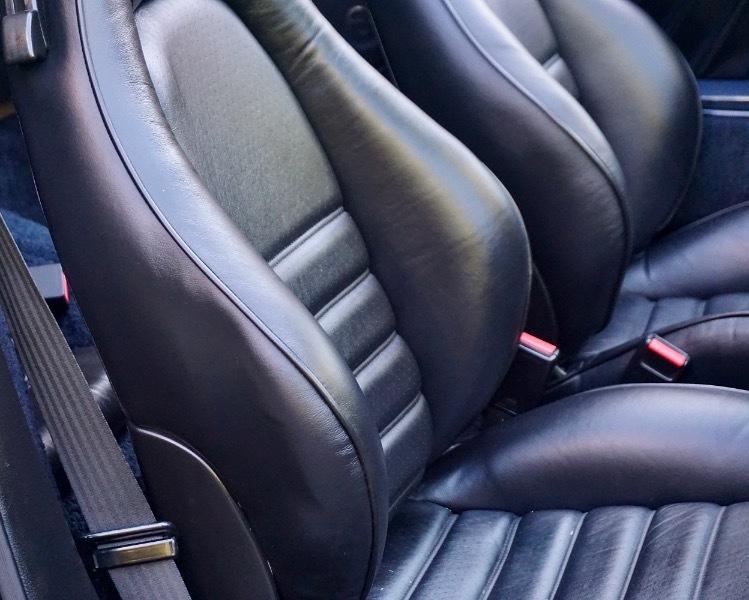 Porsche 911 Carrera 2dr Cabriolet 5-Spd 1987