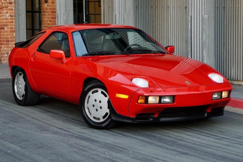 Porsche 928S 2dr Coupe 5-Spd 1986