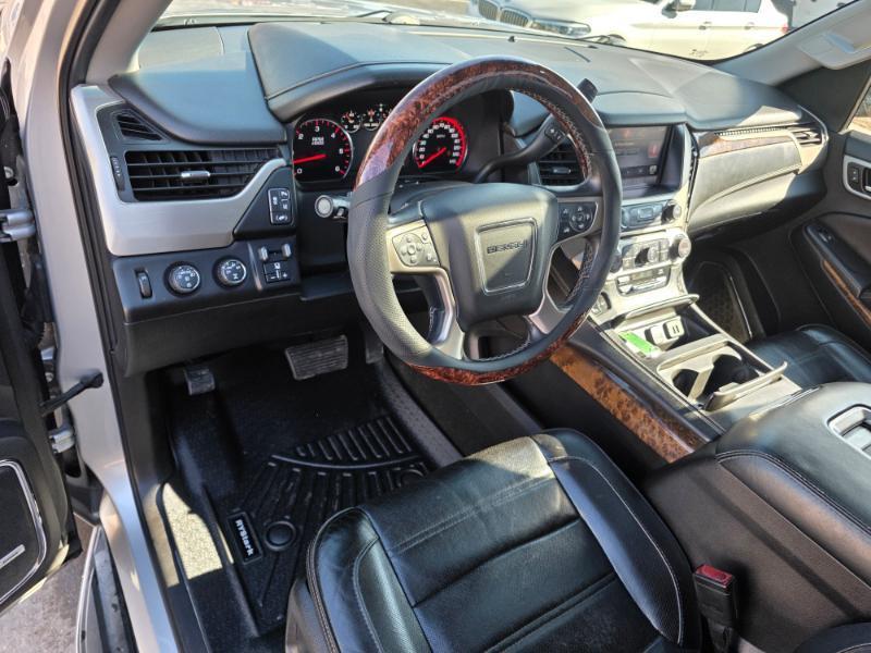 GMC Yukon Denali XL 4WD 2015