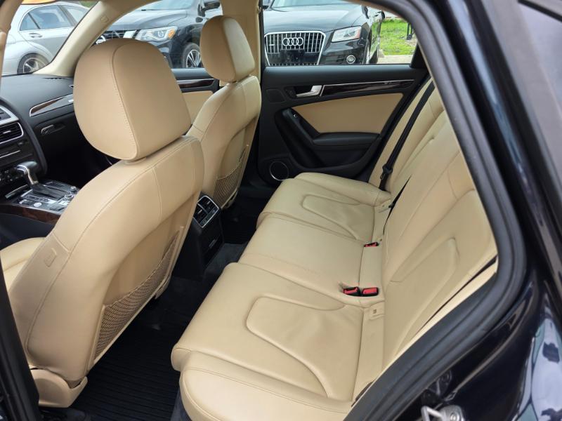 Audi A4 2.0T Premium Plus quattro Sedan AWD 8A 2016