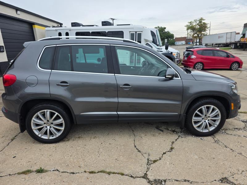 Volkswagen Tiguan SE 2016